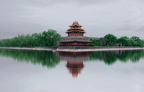 著名景点-倒影-水面-风景-阴天 图片素材