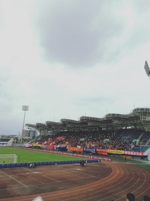 足球-比赛-足球场-四川fc-比赛 图片素材