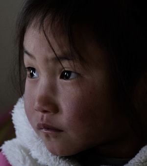 彝族-四川-凉山州-女孩-小孩 图片素材