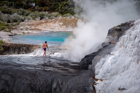 新西兰-北岛-罗托鲁阿地热喷泉-地热-喷泉 图片素材