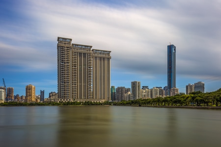 蓝天白云-厦门-厦门旅游景点-厦门筼筜湖-城市风光 图片素材