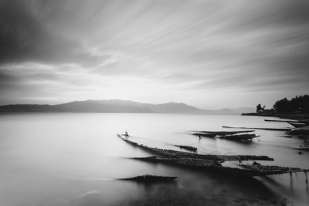 光影-黑白-风光-云南-抚仙湖 图片素材