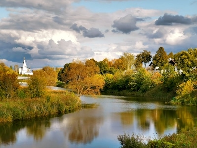一镜知秋-秋色-河流-河水-湖面 图片素材