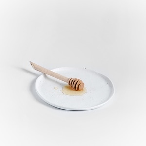 静物-蜂蜜-极简-蜂蜜棒-盘子 图片素材