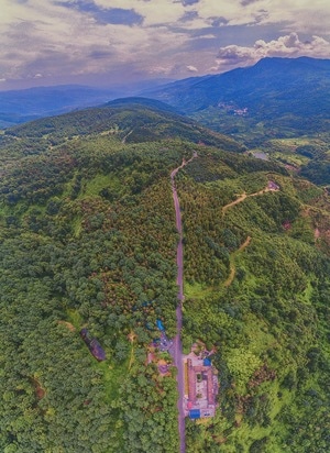 70周年城市-70周年摄影大赛-山区-森林-航拍 图片素材