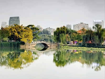 看你的城市-你好秋天-城市-手机摄影-华为手机 图片素材