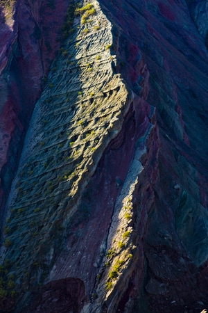 风景-自然风光-峡谷-悬崖-洞穴 图片素材
