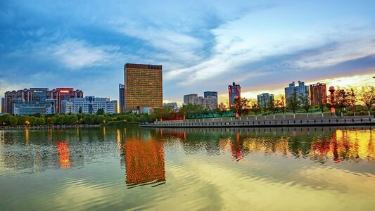 城市风景-风光-湖-海滨-城市 图片素材