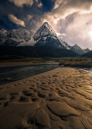 西藏-雪山-旅行-巴弄河谷-风景 图片素材