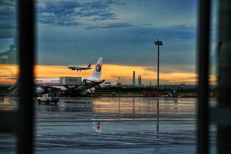 晚霞-机场-上海-机场-飞机 图片素材