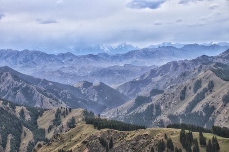 新疆-南山-狼谷-山-山峰 图片素材