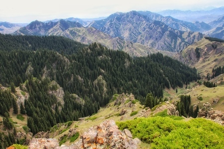 新疆-南山-狼谷-山-山峰 图片素材