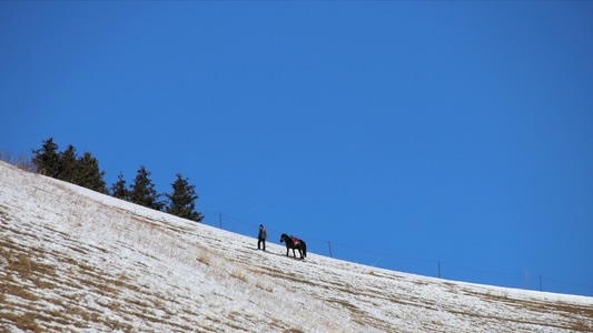 南天山金泉沟-户外-徒步-雪-自然 图片素材