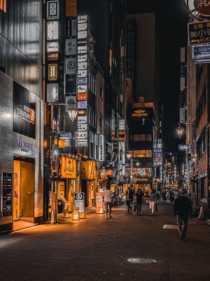 夜景-旅行-城市-街拍-手机摄影 图片素材
