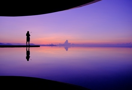三亚-海棠湾-仁恒-无边泳池-夕阳 图片素材
