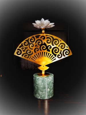 宅家-扇子-装饰品-摆件-花 图片素材