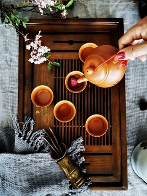 手机静物美食-倒茶-茶具-茶盘-茶壶 图片素材
