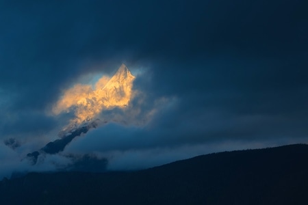 梅里雪山-风光-山-雪山-梅里雪山 图片素材