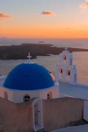冬日暖阳-蓝-爱琴海-希腊-蓝顶教堂 图片素材