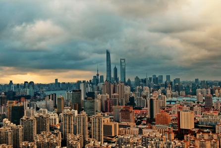 上海-高空-航拍-暴雨前夕-城市 图片素材