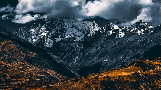 旅行-山-风光-四姑娘山-山 图片素材
