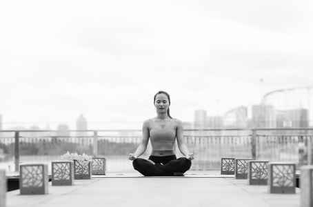 瑜伽-黑白-深圳约拍-女人-女性 图片素材