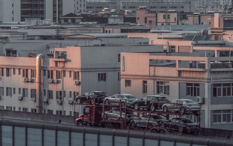 教学楼-跑道-操场-空间-车辆 图片素材