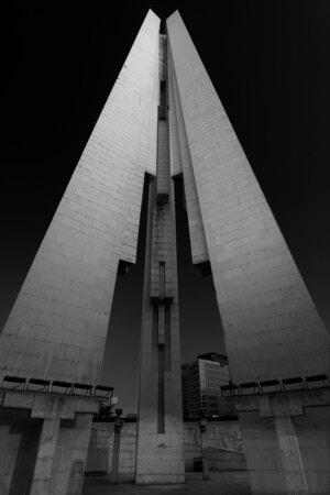 明度建筑-上海解放碑-吊桥-建筑-明度建筑 图片素材