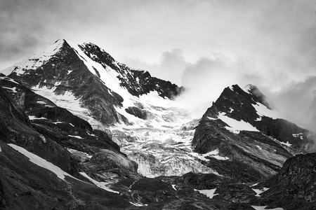 旅行-艺术风光-山-山峰-风景 图片素材