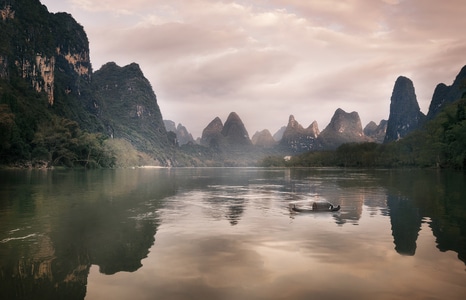 日落-光-湖水-桂林阳朔-下龙湾 图片素材