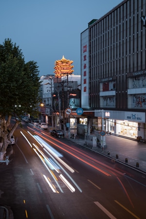 像素蜂蜜首发-武昌-司门口-夜景-道路 图片素材