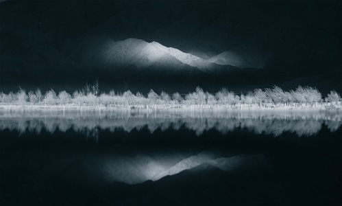 山-树-水-倒影-风景 图片素材