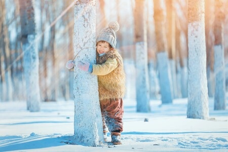 雪-冬天-可爱-微笑-逆光 图片素材