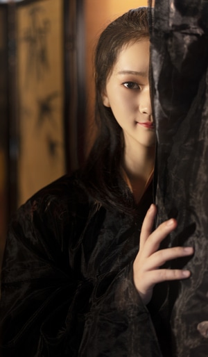 少女-女人-夜间-室内-汉服 图片素材