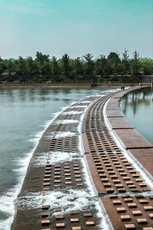 风光-道路-河流-河-堤坝 图片素材