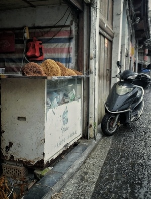 华为手机拍摄-店铺-房屋-电瓶车-电动车 图片素材