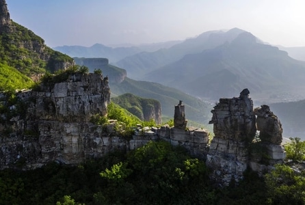 光影-楼子山-辽宁省-喀左县-山 图片素材