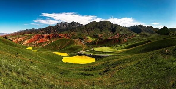 山峰-雪山-卓尔山-祁连山脉-草原 图片素材
