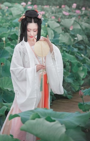人像-古风-美女-女性-少女 图片素材