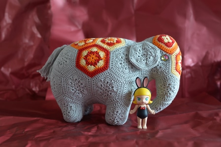手工艺品-吉祥物-玩具-玩偶-大象 图片素材
