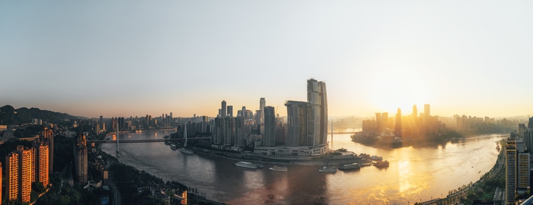 重庆-城市-勒是雾都-黄昏-70周年城市 图片素材