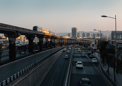 勒是雾都-山城-轻轨-都市-城市 图片素材