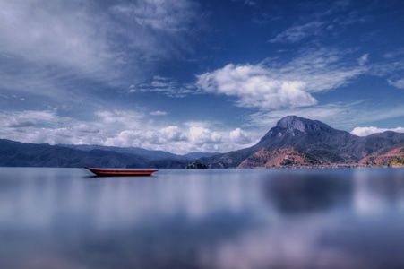 旅行-风景-湖-山-船 图片素材