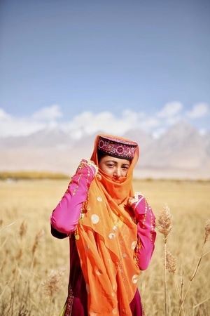 旅游-人文-塔吉克族-帕米尔高原-民族少女 图片素材