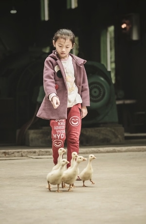 纪实-乡村-人物-小女孩-女孩 图片素材