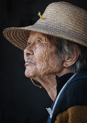 人文纪实-乡村-人像-老人-女性 图片素材