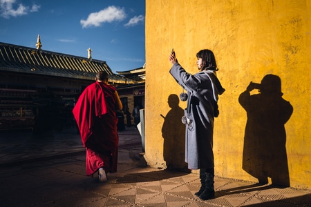 你好2020-僧人-人文-郎木寺-藏传佛教 图片素材