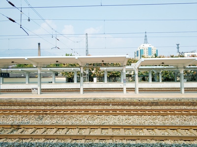 日系-站台-车站-火车站-站台 图片素材