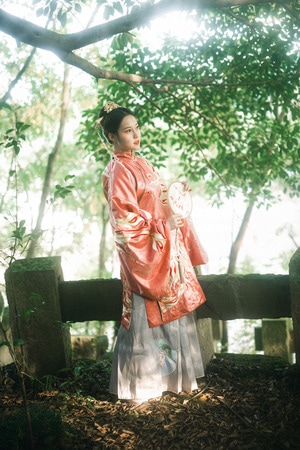 汉服-约拍-重庆-她说-人像 图片素材
