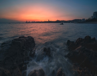 天空-青岛-大海-浪花-波浪 图片素材